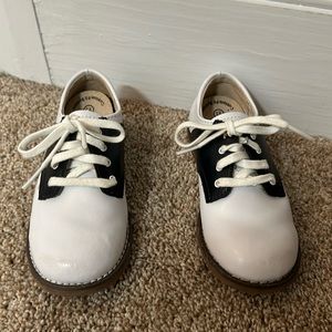 Footmates cheer saddle Oxford white navy 9.5